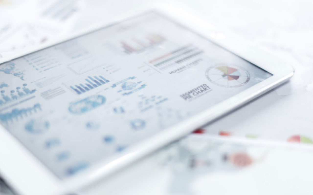 변수들 간의 관계 탐구